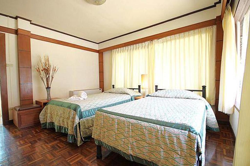 Pattaya Country Club & Resort Ban Pong  Phòng bức ảnh