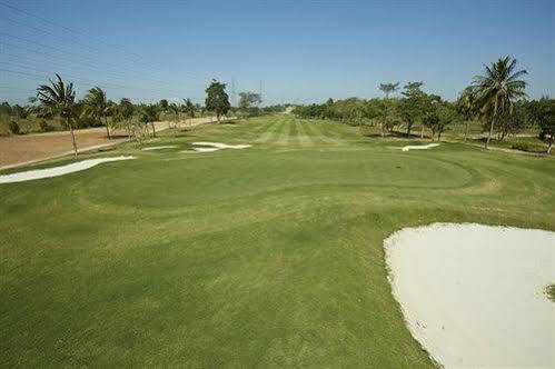 Pattaya Country Club & Resort Ban Pong  Ngoại thất bức ảnh
