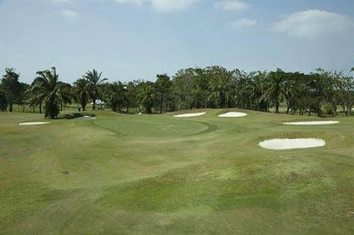 Pattaya Country Club & Resort Ban Pong  Ngoại thất bức ảnh